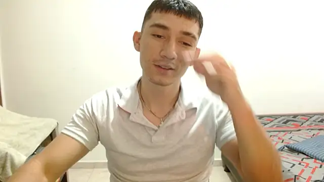 Snapshot of ChicoMaloFfF chatting on 05-20-26, 01:17 ChicoMaloFfF online show from 05-20-26, 01:17