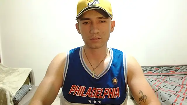 Snapshot of ChicoMaloFfF chatting on 05-23-26, 01:00 ChicoMaloFfF online show from 05-23-26, 01:00