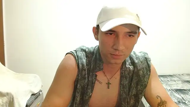 Snapshot of ChicoMaloFfF chatting on 06-16-26, 12:13 ChicoMaloFfF online show from 06-16-26, 12:13
