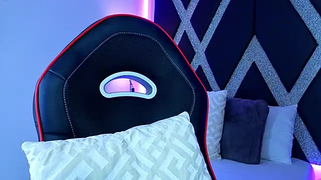 blonde cat15 online show from 10-13-25, 01:38