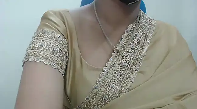 Snapshot of Lovely_Siri_23 chatting on 01-19-25, 05:49 Lovely Siri 23 online show from 01-19-25, 05:49