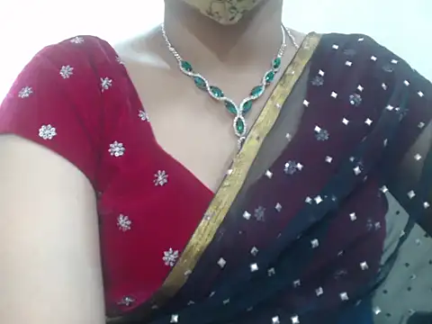 Snapshot of Lovely_Siri_23 chatting on 11-04-25, 07:40 Lovely Siri 23 online show from 11-04-25, 07:40