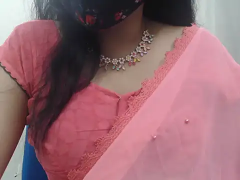 Snapshot of Lovely_Siri_23 chatting on 03-12-26, 06:03 Lovely Siri 23 online show from 03-12-26, 06:03