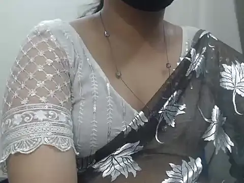 Lovely Siri 23 online show from 04-24-26, 12:18