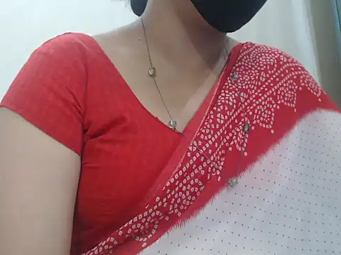 Snapshot of Lovely_Siri_23 chatting on 05-03-26, 02:39 Lovely Siri 23 online show from 05-03-26, 02:39