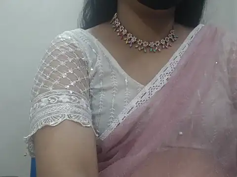 Snapshot of Lovely_Siri_23 chatting on 05-14-26, 03:41 Lovely Siri 23 online show from 05-14-26, 03:41