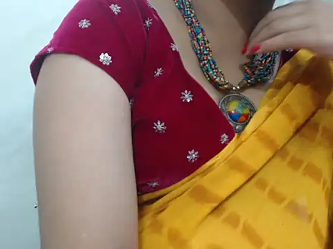 Snapshot of Lovely_Siri_23 chatting on 06-06-26, 01:38 Lovely Siri 23 online show from 06-06-26, 01:38