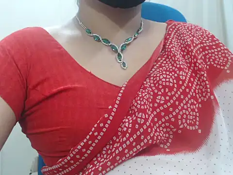 Lovely Siri 23 online show from 06-20-26, 07:49