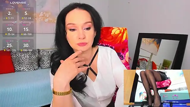 Sofia Ford online show from 04-21-26, 01:17