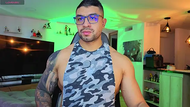 Michael Diamond online show from 10-26-25, 08:04