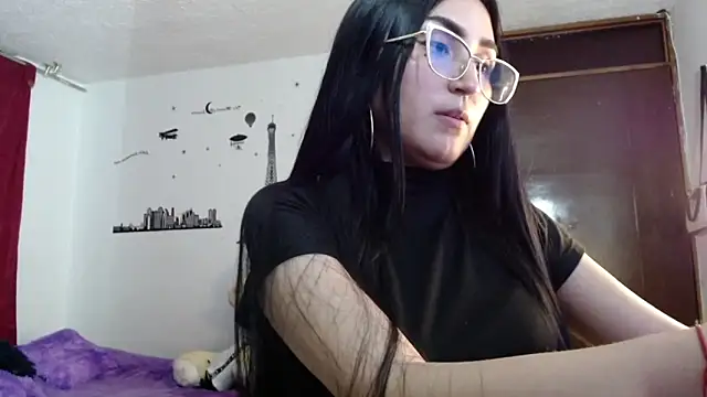 Tiffani Williams online show from 03-27-26, 01:22