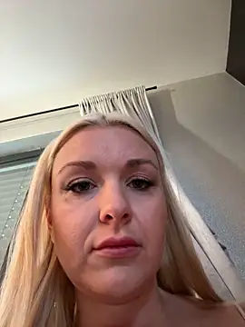 Bella-Tight online show from 03-06-25, 07:57