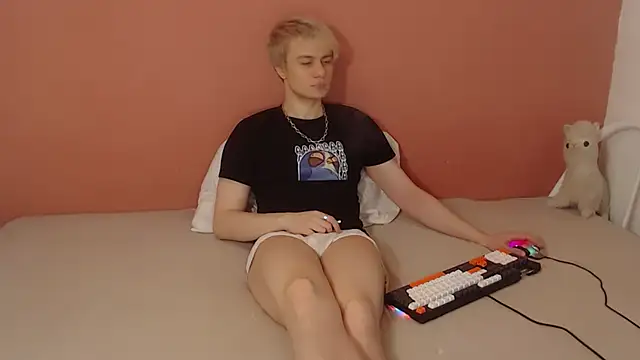 Oliver sweet  online show from 04-02-26, 01:03