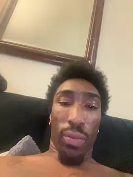 LawrenceBanques online show from 02-11-25, 05:07