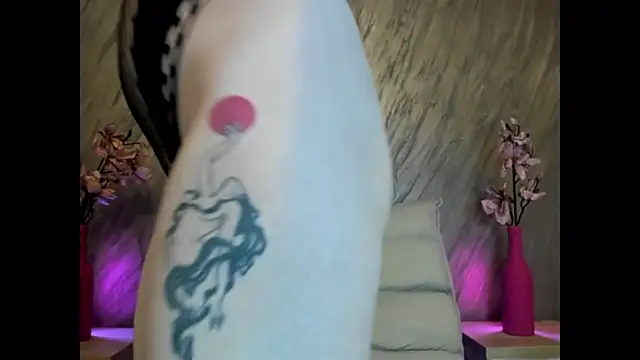 Rayanablackandwhite online show from 04-09-26, 06:24