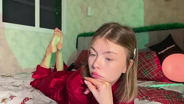 Snapshot of Aliceimhorny chatting on 12-26-24, 03:20 Aliceimhorny online show from 12-26-24, 03:20