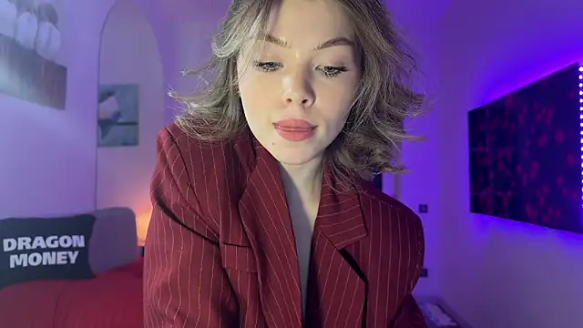 Snapshot of Aliceimhorny chatting on 02-14-25, 02:44 Aliceimhorny online show from 02-14-25, 02:44