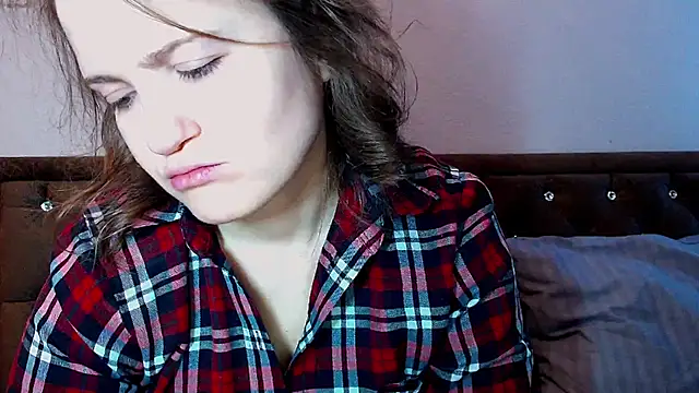 Sara4uu online show from 02-15-26, 08:35