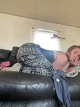 Addicted Channel online show from 02-26-25, 02:25