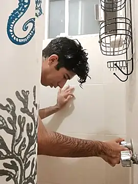 Snapshot of Mangopitudo chatting on 01-01-25, 02:51 Mangopitudo online show from 01-01-25, 02:51