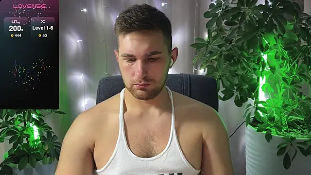 Sweeet  boy online show from 02-16-25, 06:10