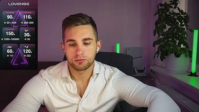 Sweeet  boy online show from 10-08-25, 09:51