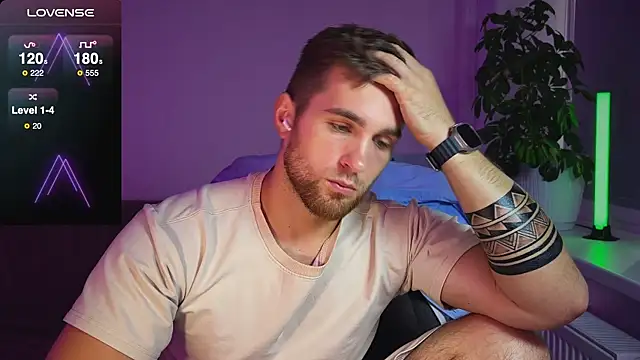 Sweeet  boy online show from 10-21-25, 01:12