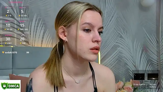 Snapshot of AmaliaBell chatting on 01-19-25, 04:46 AmaliaBell online show from 01-19-25, 04:46