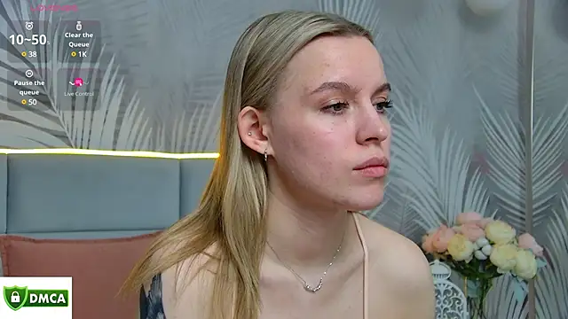 Snapshot of AmaliaBell chatting on 01-24-25, 04:39 AmaliaBell online show from 01-24-25, 04:39