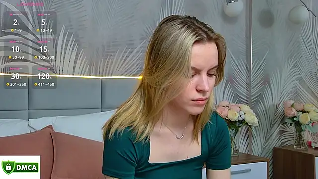 Snapshot of AmaliaBell chatting on 02-15-25, 01:16 AmaliaBell online show from 02-15-25, 01:16