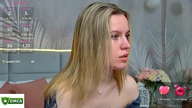 Snapshot of AmaliaBell chatting on 02-18-25, 04:16 AmaliaBell online show from 02-18-25, 04:16