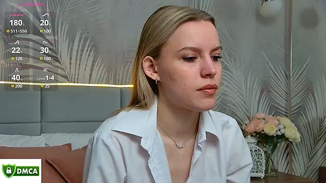 Snapshot of AmaliaBell chatting on 03-06-25, 01:14 AmaliaBell online show from 03-06-25, 01:14