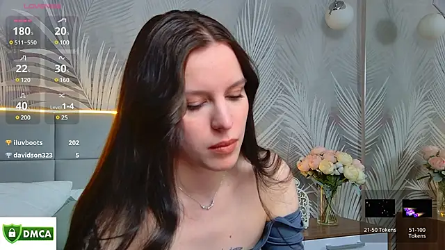 Snapshot of AmaliaBell chatting on 03-17-25, 05:05 AmaliaBell online show from 03-17-25, 05:05