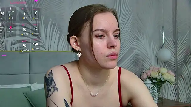 Snapshot of AmaliaBell chatting on 09-23-25, 01:03 AmaliaBell online show from 09-23-25, 01:03