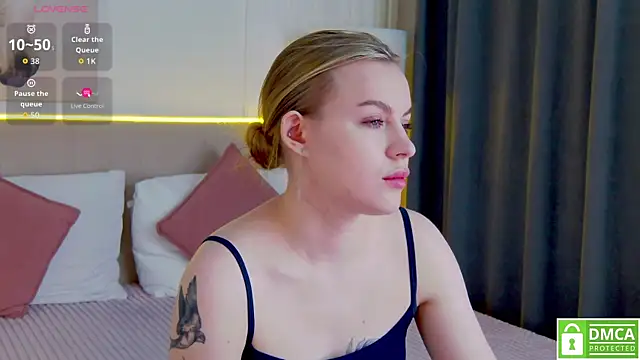 Snapshot of AmaliaBell chatting on 01-06-26, 01:15 AmaliaBell online show from 01-06-26, 01:15