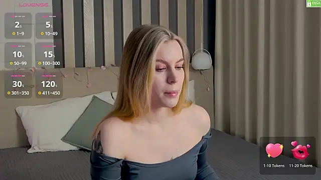 Snapshot of AmaliaBell chatting on 01-09-26, 01:03 AmaliaBell online show from 01-09-26, 01:03