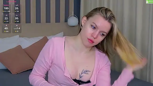 Snapshot of AmaliaBell chatting on 02-07-26, 01:04 AmaliaBell online show from 02-07-26, 01:04