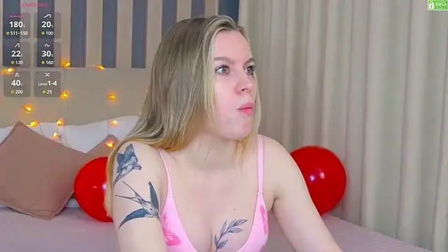 Snapshot of AmaliaBell chatting on 02-10-26, 01:04 AmaliaBell online show from 02-10-26, 01:04