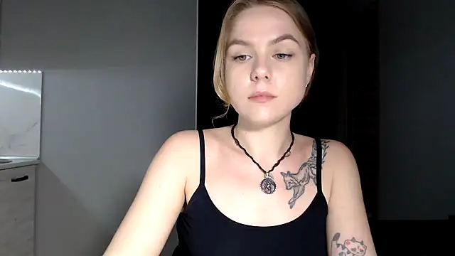 Snapshot of Sunbeam_ chatting on 04-23-26, 08:22 Sunbeam online show from 04-23-26, 08:22