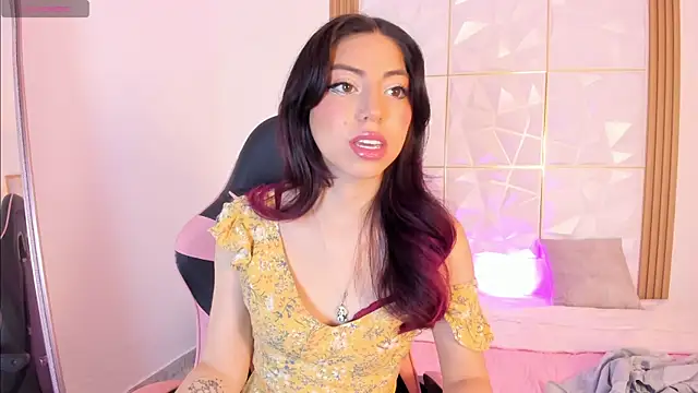 natalie jaensen online show from 11-02-25, 06:32