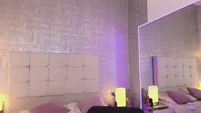 Snapshot of Baby_Venuss chatting on 02-28-25, 09:58 Baby Venuss online show from 02-28-25, 09:58