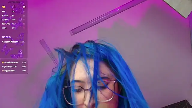 Snapshot of Annie_Swan chatting on 02-07-25, 04:24 Annie Swan online show from 02-07-25, 04:24