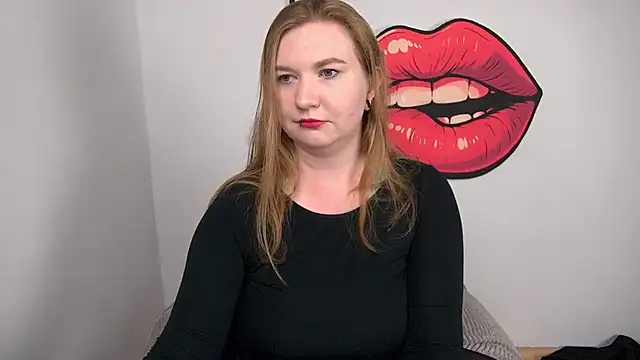 LaraDream online show from 10-27-25, 05:06