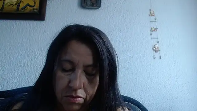 valeriapinter online show from 04-10-26, 12:43