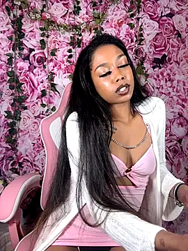 Snapshot of mismialove chatting on 10-16-25, 05:30 mismialove online show from 10-16-25, 05:30
