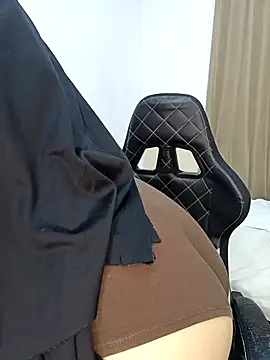 Snapshot of KeishaDanger_ chatting on 03-05-25, 01:31 KeishaDanger online show from 03-05-25, 01:31