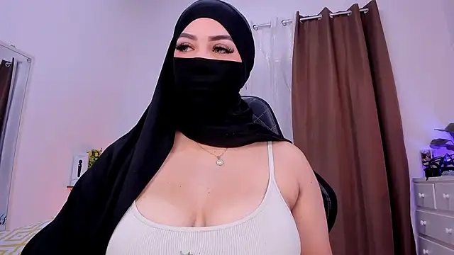 Snapshot of KeishaDanger_ chatting on 03-09-25, 08:31 KeishaDanger online show from 03-09-25, 08:31