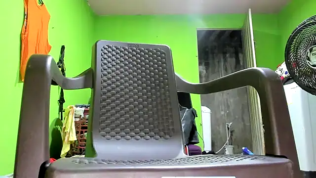 Snapshot of musclecum1 chatting on 02-18-25, 03:53 musclecum1 online show from 02-18-25, 03:53