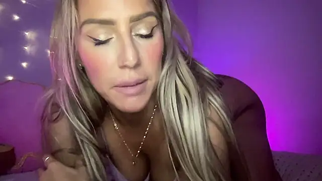 Fitnessbabe69 online show from 01-10-25, 01:52