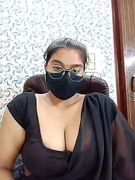 Jasmine jaaan online show from 06-18-26, 04:35
